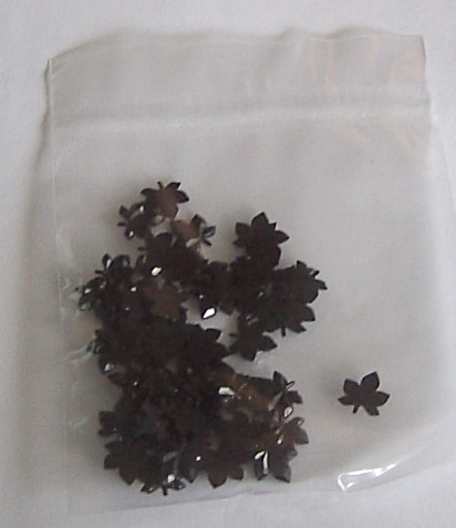 Steinchen schwarz