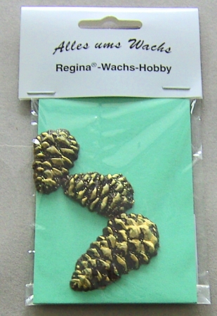Regina Tannenzapfen