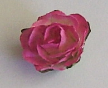 Rosenblüte 3 x 1,8 cm pink