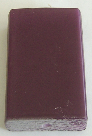 Wachskerze 12 x 7 x 3,5 cm aubergine
