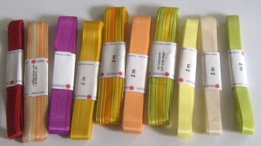 Geschenkband Set in verschiedenen Breiten und Farben
