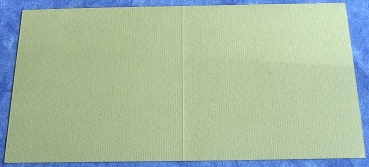 Quadratische Doppelkarte 125 x 125 mm olivgrün