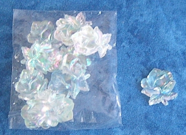 Transparente Steinchen Rosen irisierend