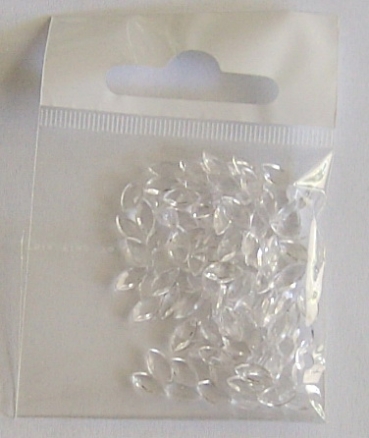 Steinchen transparent Rautenform ca. 6 mm