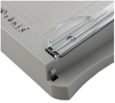 Tonic Tim Holtz 6.25 inch 16 cm Mini Trimmer