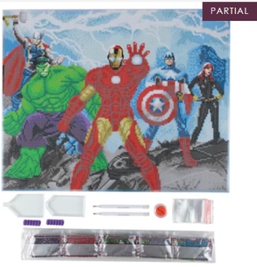 Preview: Craft Buddy CAK-MCU960L Crystal Art Canvas Kit Holzrahmen Avengers