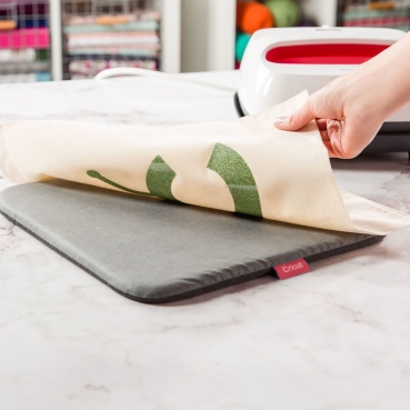 Preview: Cricut Easy Press Mat 12 x 16 inch