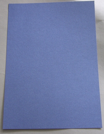 Satinkarton A4  310 Gramm beidseitig satinert saphirblau