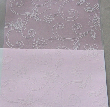 Deko-Stoff Ornament Blüten rosa-weiss pro Meter 29 cm breit