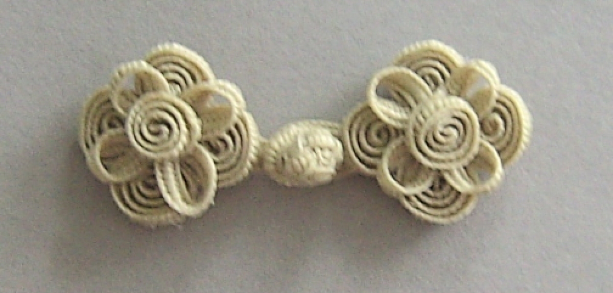 Posamentenverschluß beige