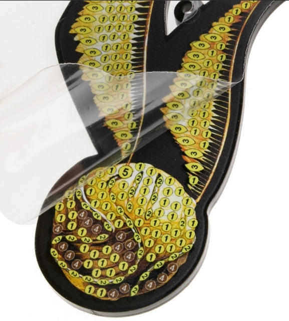 Craft Buddy CABC-HPS001 Crystal Art Backpack Charm Kit Golden Snitch