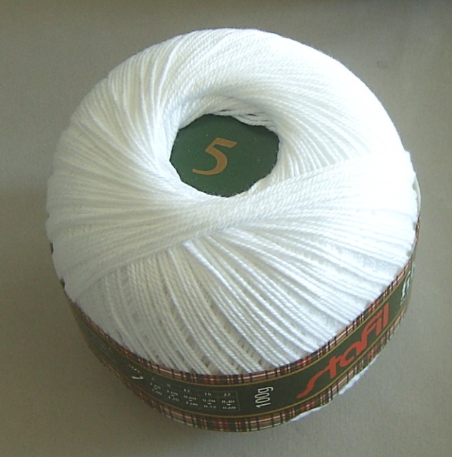 Häkelgarn Filo di Scozia 100 Gramm Stärke 5 weiss