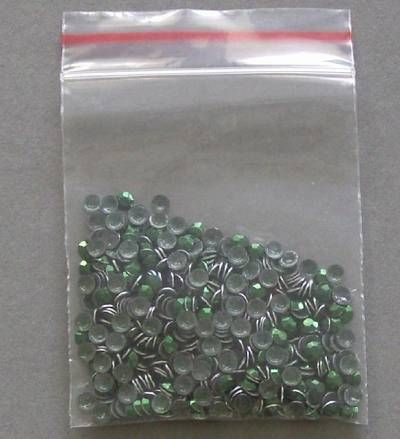 VIVA Bügelnieten 4 mm dunkelgrün