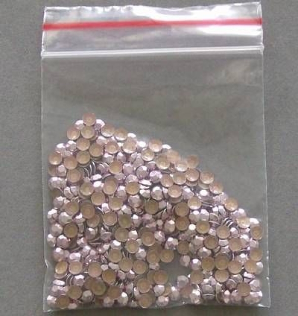 VIVA Bügelnieten 4 mm rosé