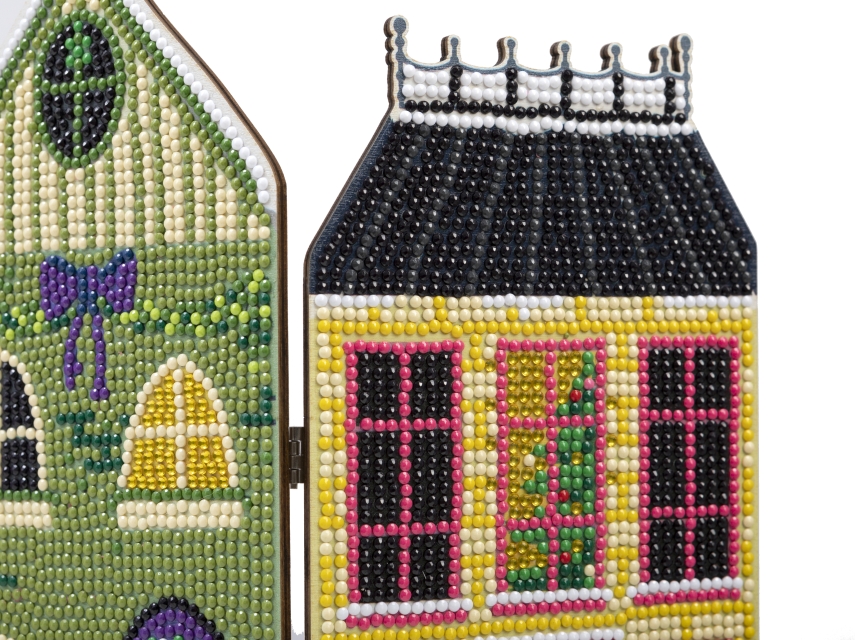 Craft Buddy CA-SCKT8 Crystal Art Foldable Village Scene