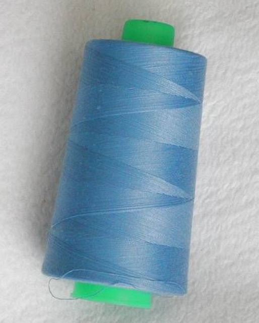 Derby Oberlock Garn 5000 m hellblau