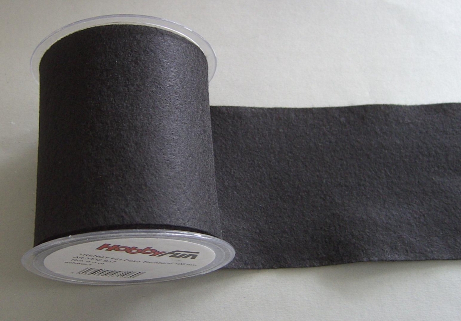 Hobbyfun Trendy Filz-Deko Tischband pro Meter 10 cm schwarz
