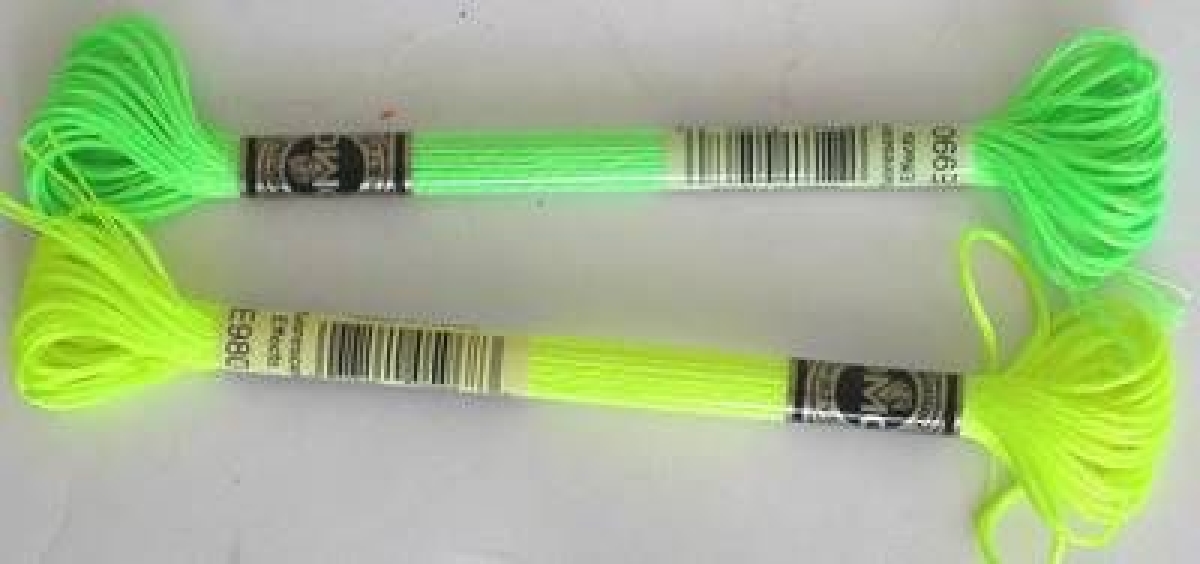 DMC Stickgarn Neonfarbe 1 Strang zu 8 Meter