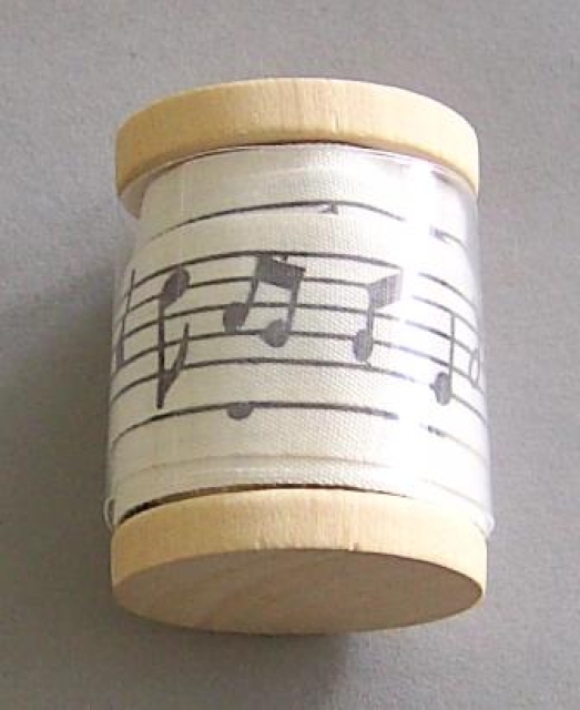Hobbyfun Holz-Spule ca. 3,5 Meter Band mit Noten