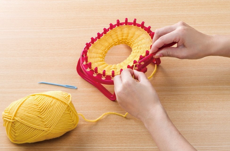 Clover Ovaler Stand-Strickrahmen